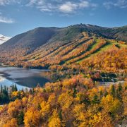 15 Best Places to Visit in October USA (2024)